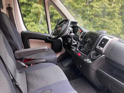 Wynajem busów - wypożyczalnia busów - wypożyczalnia samochodów - bus do wynajęcia Zawiercie